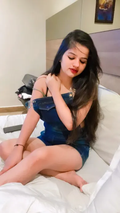 Real Call Girl in Vasundhara