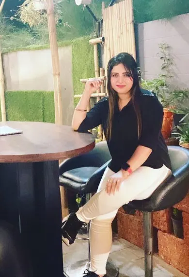 Model Call Girl in Vasundhara